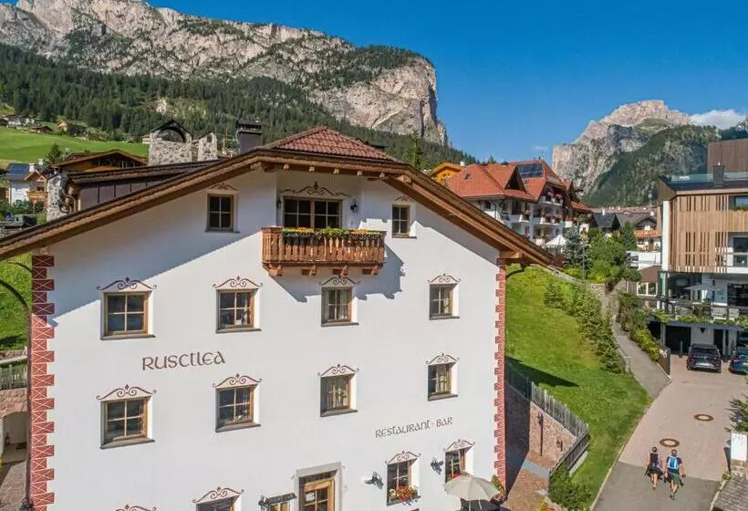 Apartments Restaurant Rusctlea