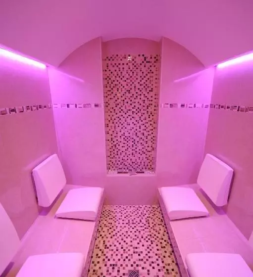 Apartments Restaurant Rusctlea