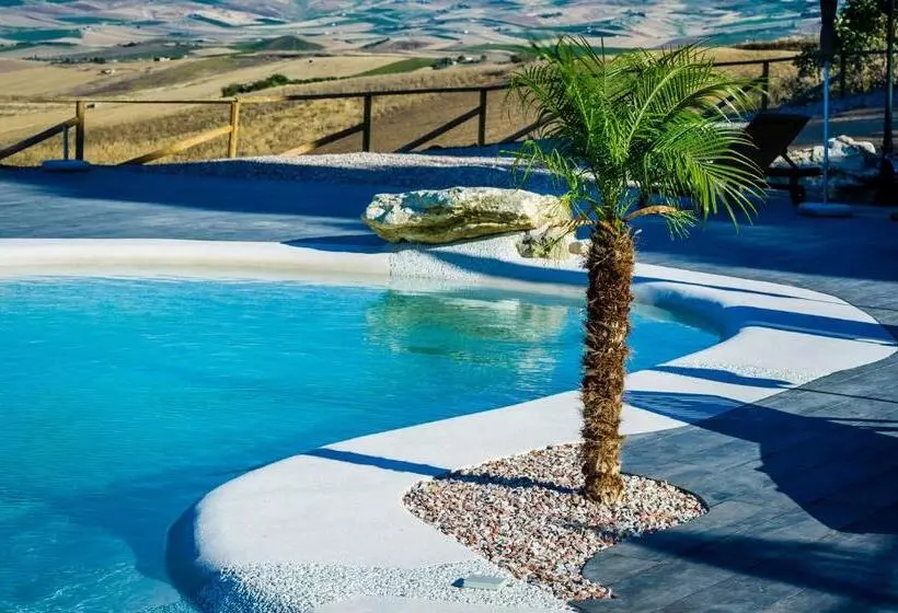 ホテル Agriturismo Antichi Granai