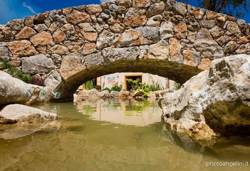 ホテル Agriturismo Antichi Granai