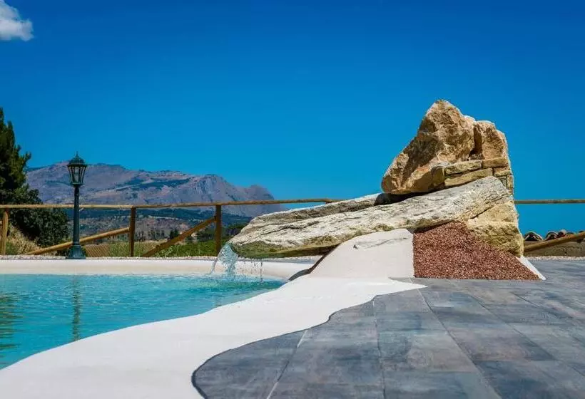 ホテル Agriturismo Antichi Granai