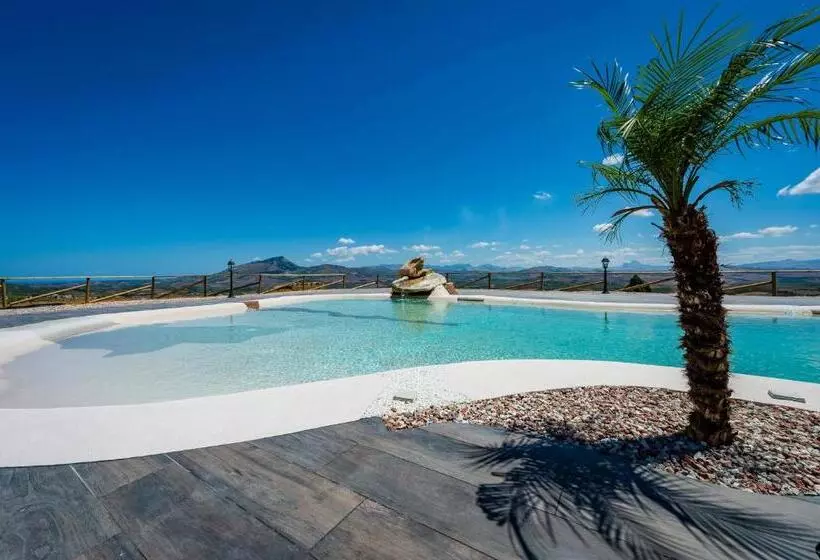ホテル Agriturismo Antichi Granai