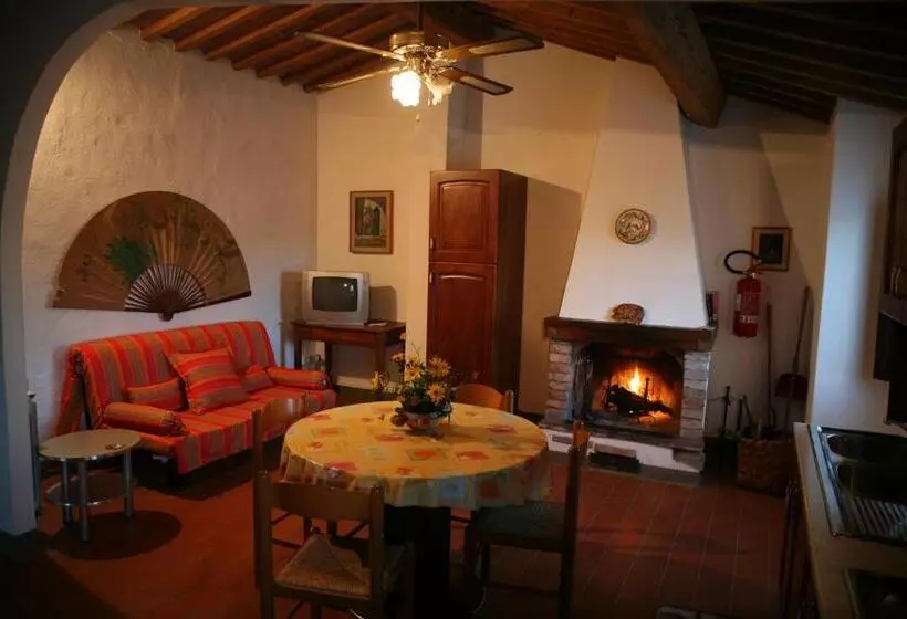 Hotelli Agriturismo Girasole