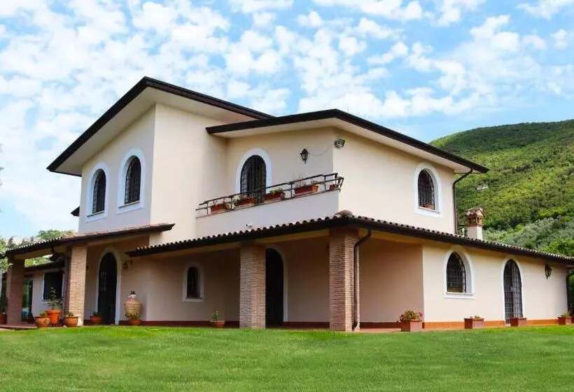 ホテル Agriturismo Il Bagolaro