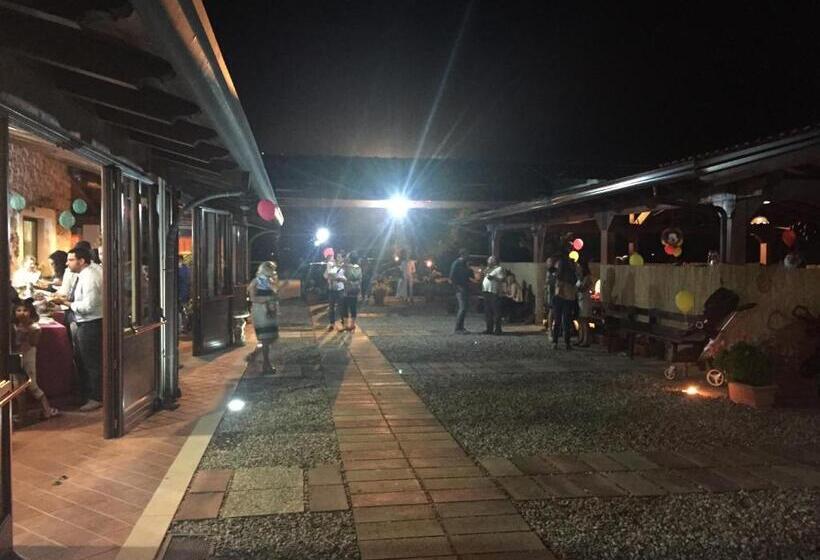 בית מלון כפרי Agriturismo Il Pozzo