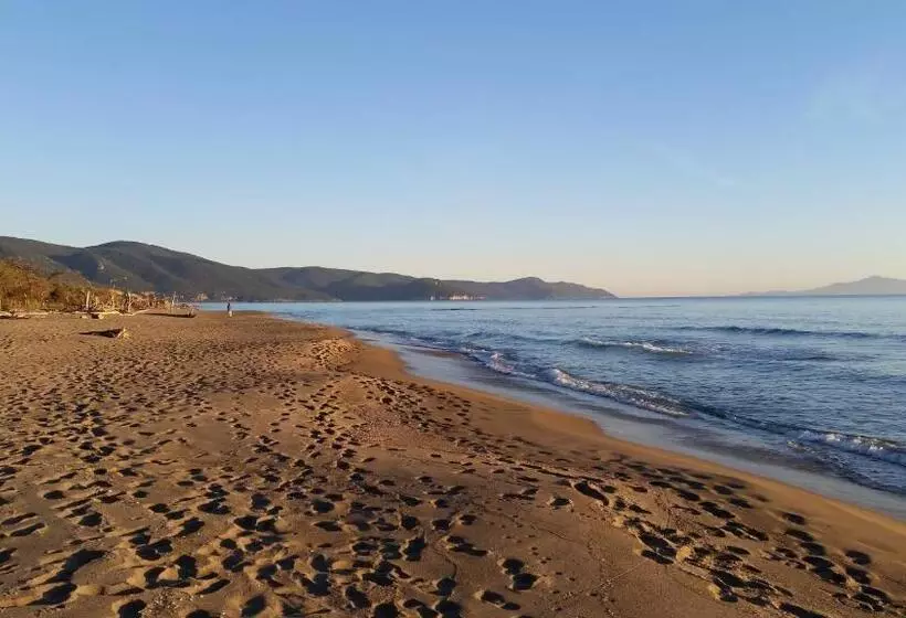ホテル Agriturismo Le Giunchiglie