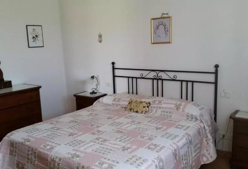 ホテル Agriturismo Le Giunchiglie