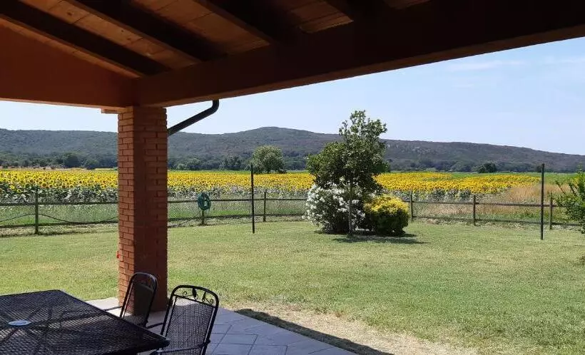ホテル Agriturismo Le Giunchiglie