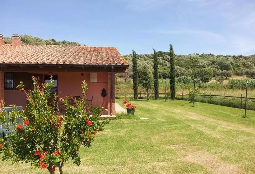 ホテル Agriturismo Le Giunchiglie