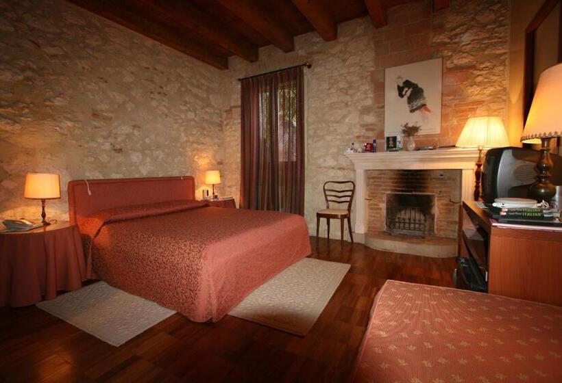 فندق Agriturismo Le Vescovane