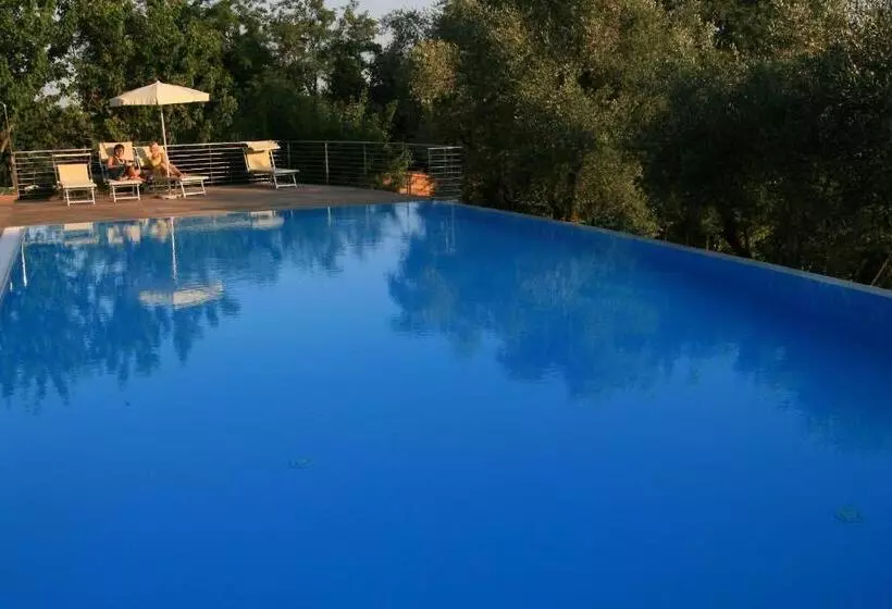 ホテル Agriturismo Le Vescovane