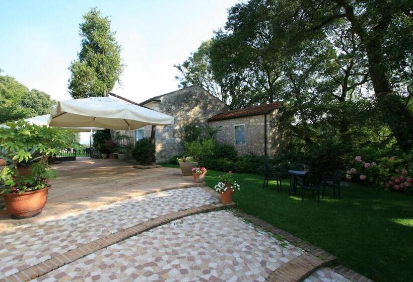 فندق Agriturismo Le Vescovane