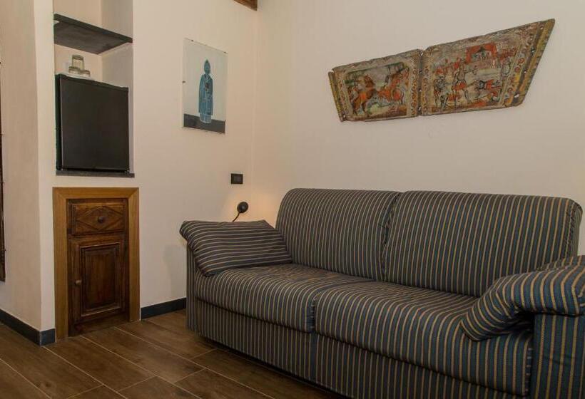 Отель L' Amandola