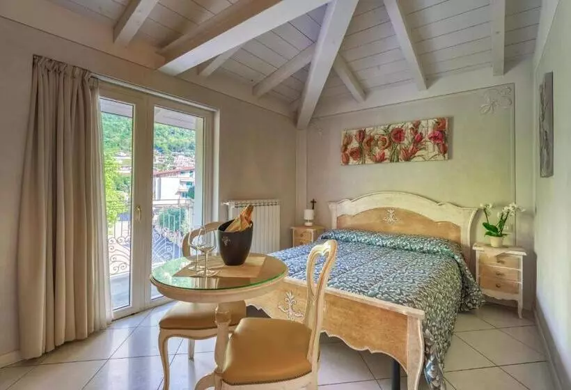 پانسیون Villa Liberty