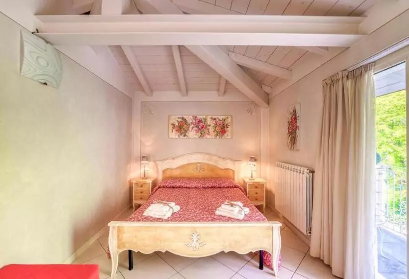 پانسیون Villa Liberty