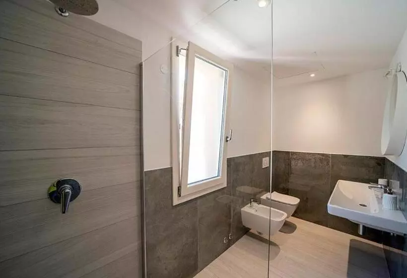 Residence Le Grazie Est