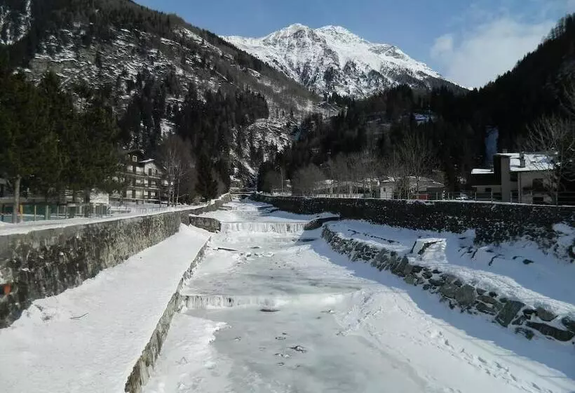 Campodolcino Camping