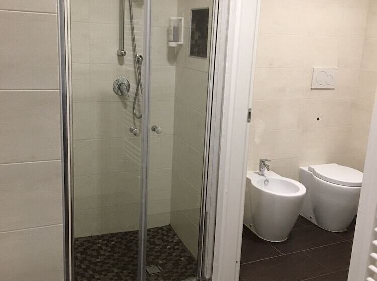 Hh Hermoso Housing Valenza