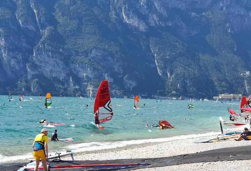 هتل Agritur Acquastilla Giovanni Poli