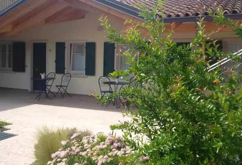 هتل Agritur Acquastilla Giovanni Poli