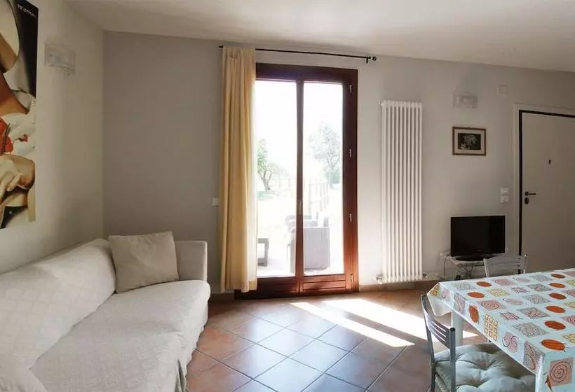 ホテル Agriturismo Casa Renili