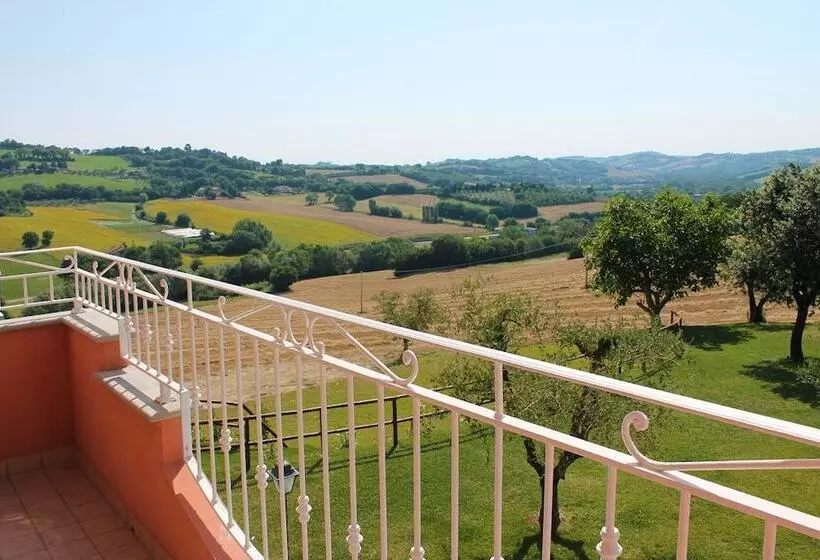 ホテル Agriturismo Casa Renili