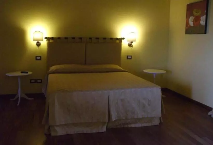 ホテル Agriturismo Il Borgo Degli Ulivi
