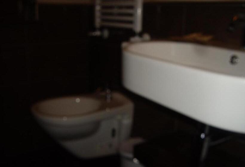 فندق Agriturismo Il Borgo Degli Ulivi