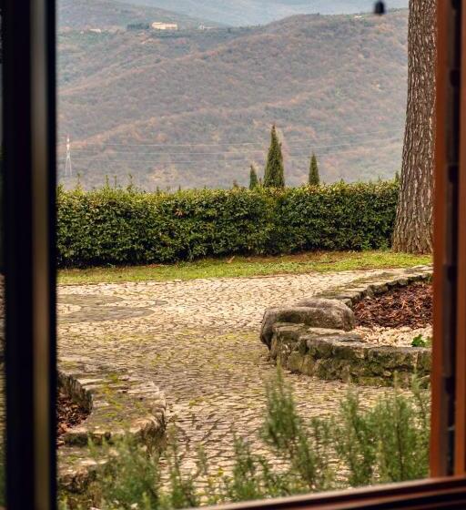 هتل Agriturismo La Cerra