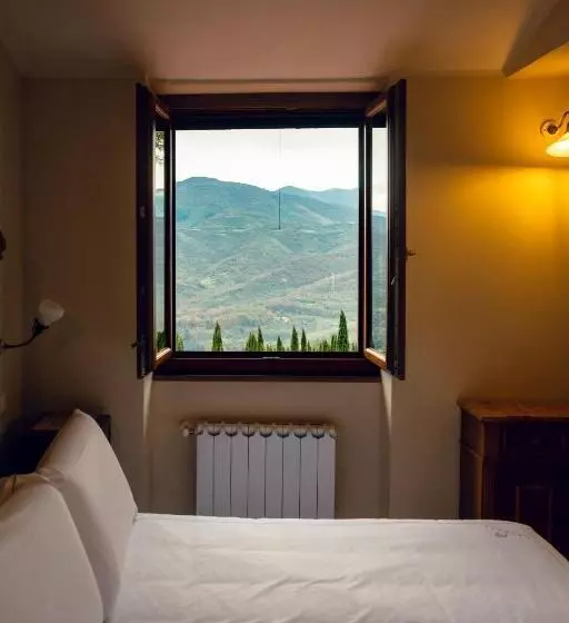 ホテル Agriturismo La Cerra