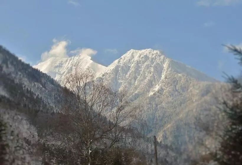 Hotelli Hôtel Le Relais De Piau