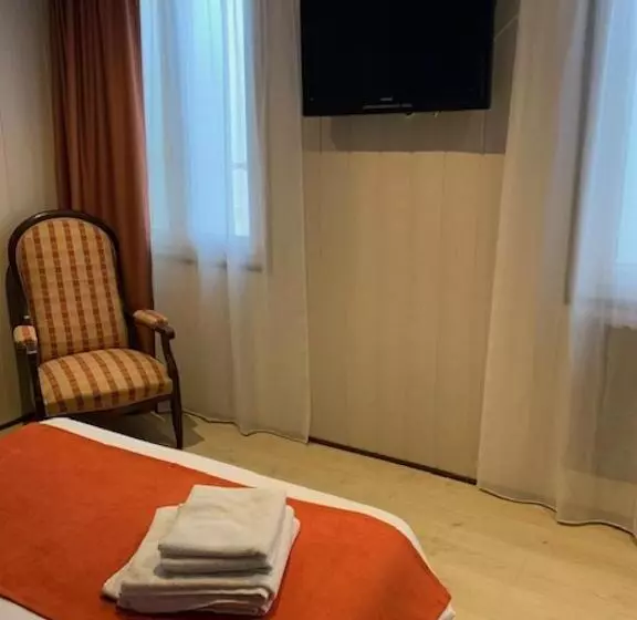 Hotelli Hôtel Restaurant De L Union