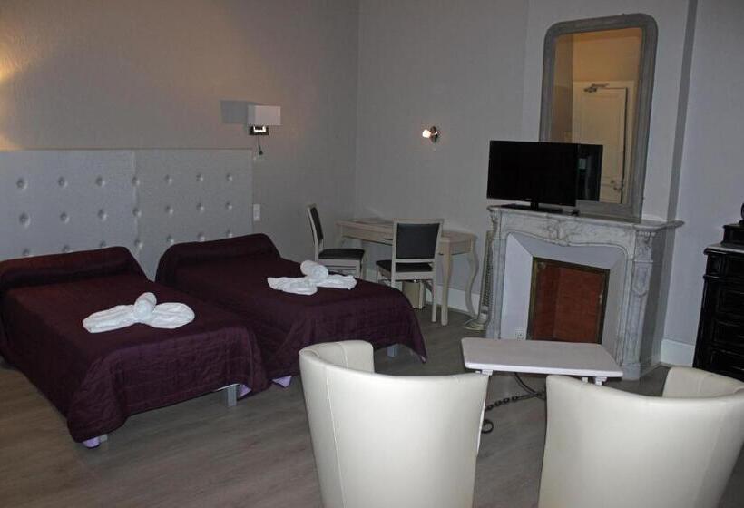 ホテル Restaurant Martinez