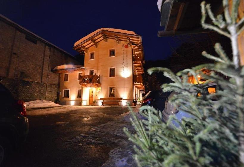 펜션 Affittacamere Petit Coeur