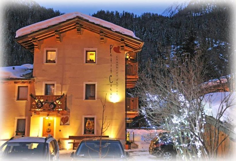 펜션 Affittacamere Petit Coeur