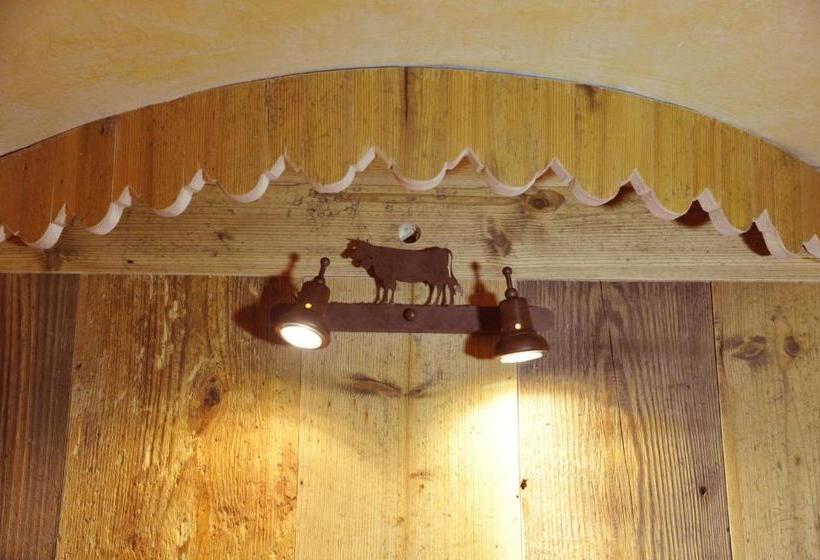 펜션 Affittacamere Petit Coeur