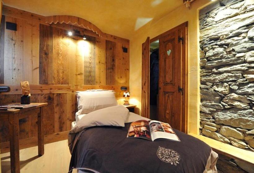 펜션 Affittacamere Petit Coeur