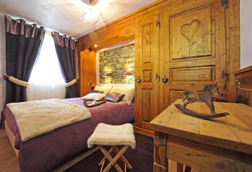 펜션 Affittacamere Petit Coeur