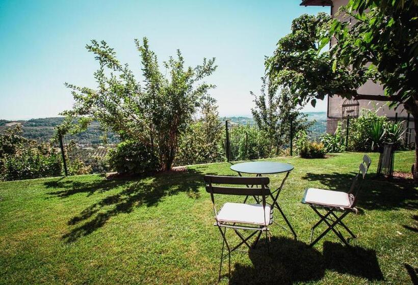 ペンション La Rola