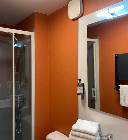 Отель Hôtel Le Regis