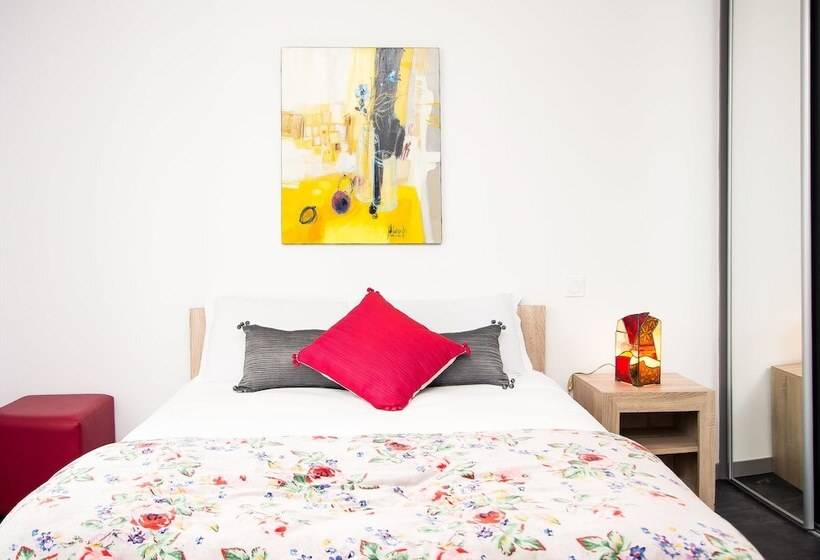 펜션 Les Pirondeaux