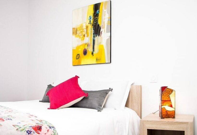 펜션 Les Pirondeaux