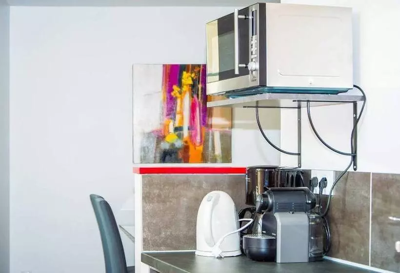 Majatalo Les Pirondeaux