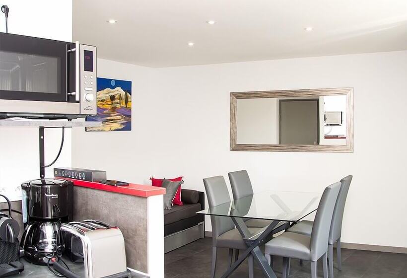 펜션 Les Pirondeaux