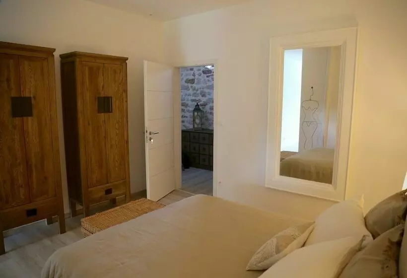 Majatalo La Maison D Inès And Ugolin & Spa