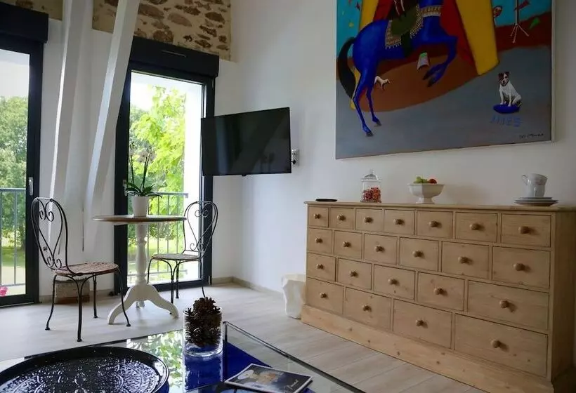 Majatalo La Maison D Inès And Ugolin & Spa