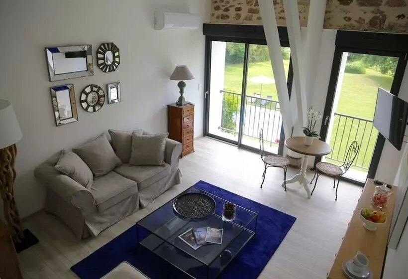 Majatalo La Maison D Inès And Ugolin & Spa