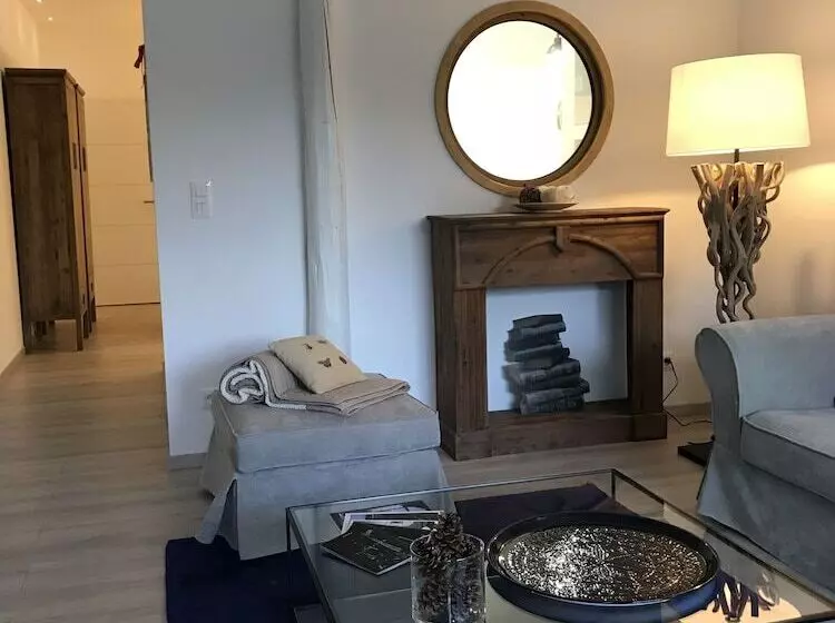 Majatalo La Maison D Inès And Ugolin & Spa