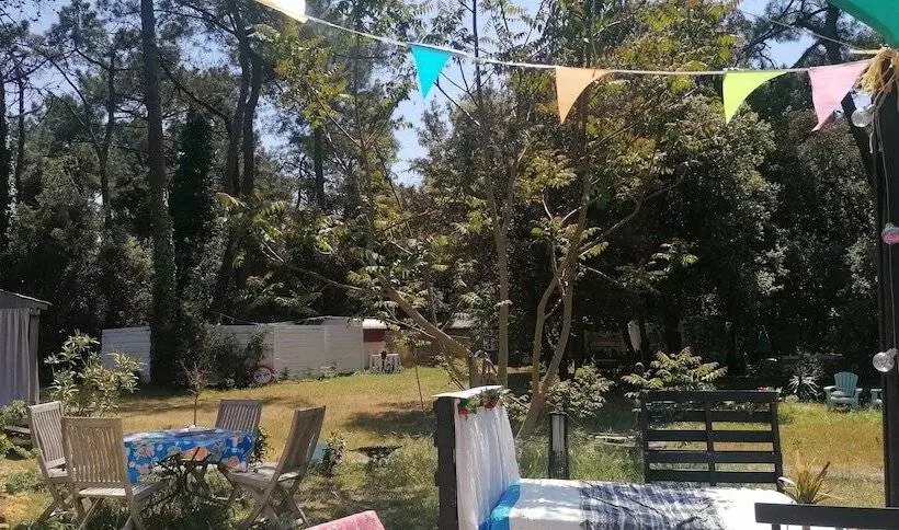 Aamiaismajoitus (B&B) Glamping Insolite Dolly Waikiki