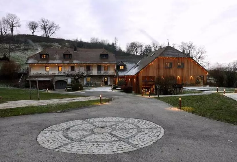 Aamiaismajoitus (B&B) Maison D'hôtes & Spa La Scierie